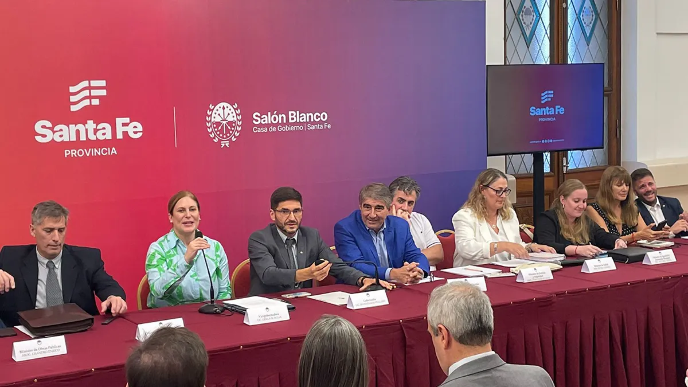 Gobernador Pullero en el Salón Blanco