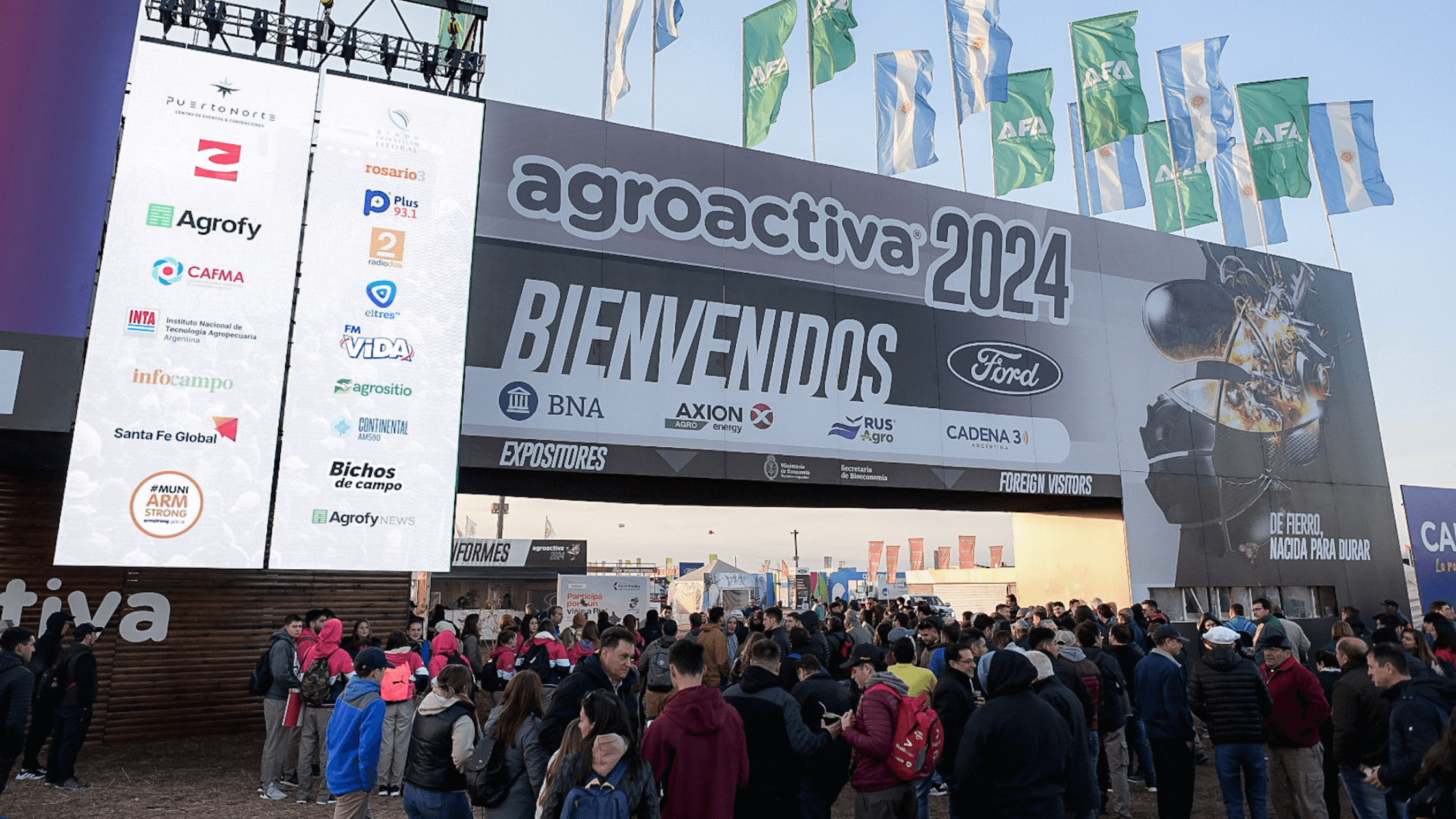 récord de público, negocios y la visita por primera vez de un Presidente