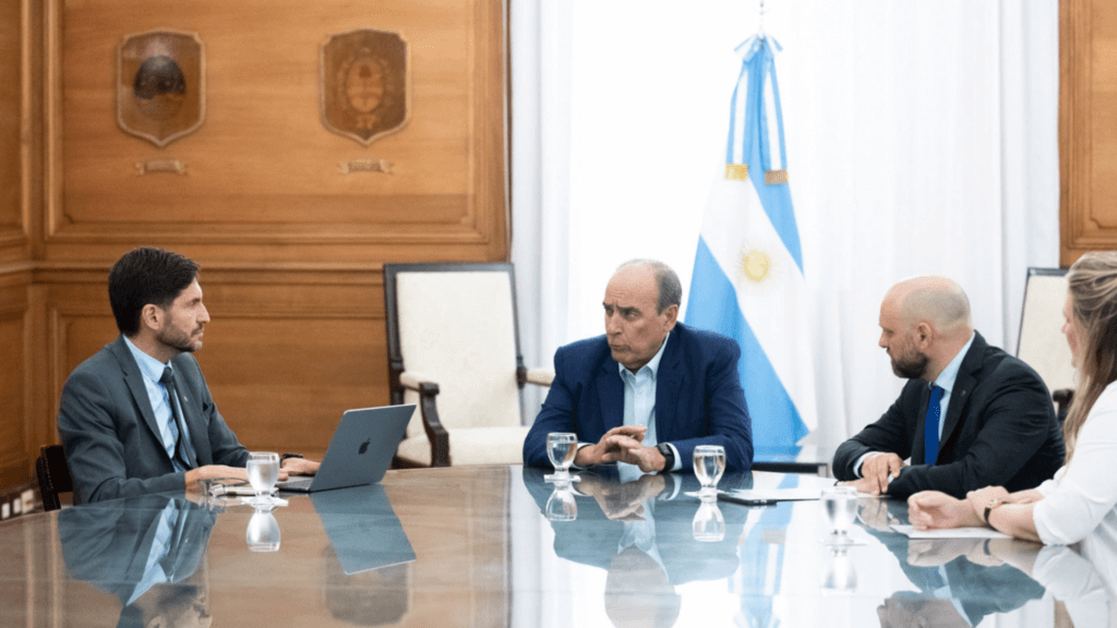 La provincia envió una nota al presidente de la entidad; la medida se implementó durante el kirchnerismo, Milei la renovó y vence a fin de mes
