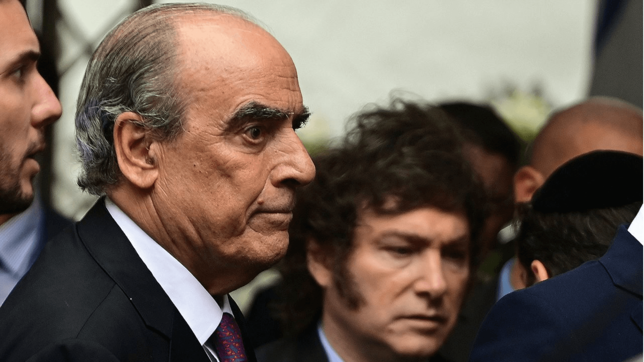 Francos envió un mensaje al campo
